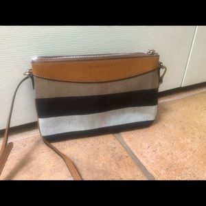 Burberry small purse